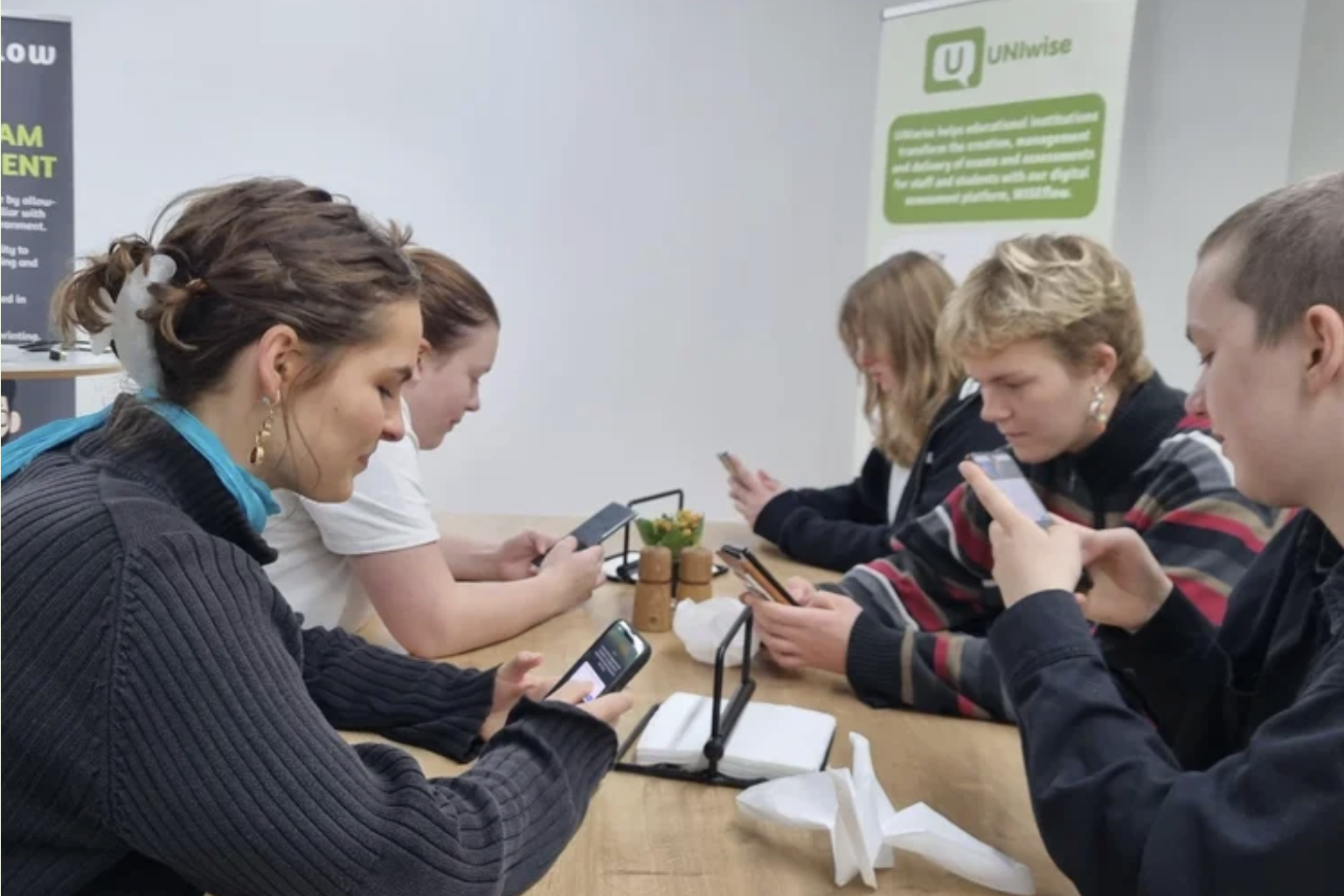 UNIwise hosting an IT-camp for girls at the UNIwise main offices in Aarhus